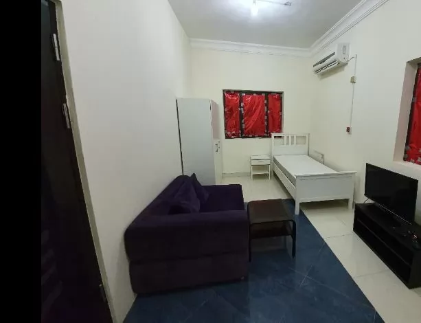Residential Ready Property Studio F/F Apartment  for rent in Al Sadd , Doha #14897 - 2  image 